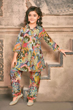 beautiful trending Dress Winter Friendly Kids Girls Co Ords Sets 1953